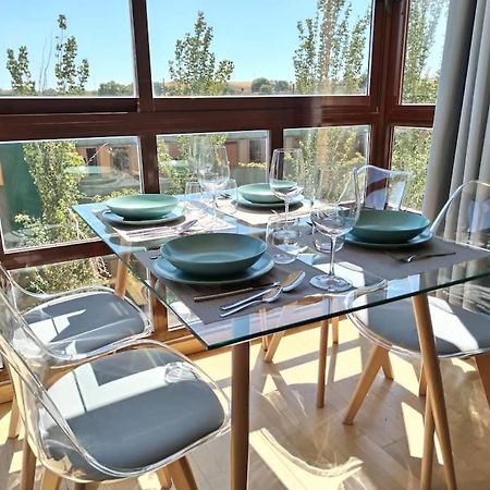 Madrid Wanda Aeropuerto Ifema Plenilunio Dy Apartment Bagian luar foto
