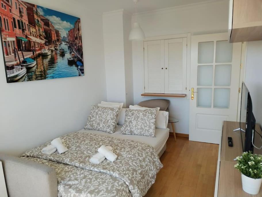 Madrid Wanda Aeropuerto Ifema Plenilunio Dy Apartment Bagian luar foto